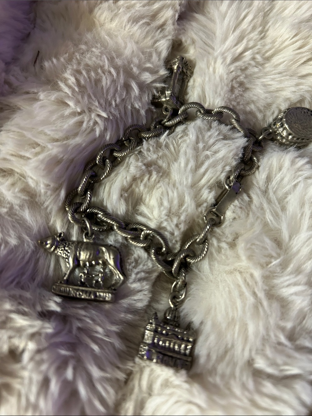 Vintage Italy grand tour charm bracelet - Picture 2 of 2
